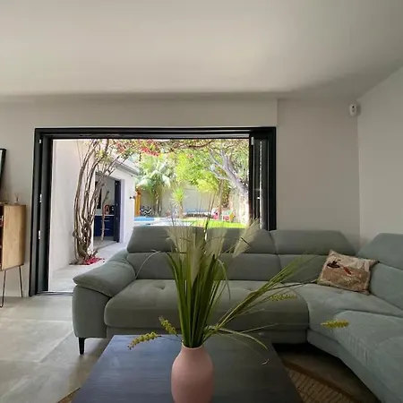 Unique : Vieil Piscine Et Jardin *